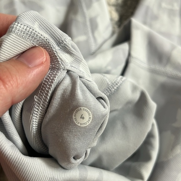 Lululemon Wunder Under High-Rise Tight 25" *Luxtreme - Picture 10 of 10